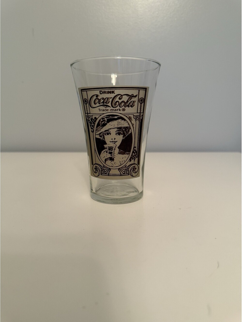 Vintage Coca-Cola Coke Flair Glass 16oz Turn of Century Design 1970's EUC